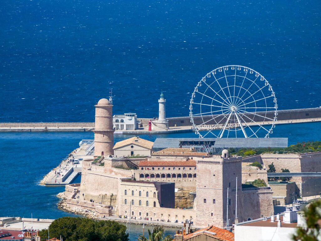 Vue de Marseille — illustration pour : Mandat exclusif à Marseille : avantages réels, méthode, durée et points de vigilance (2026)